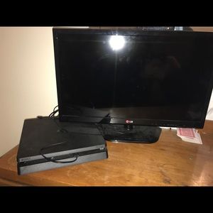 PS4 w/ TV